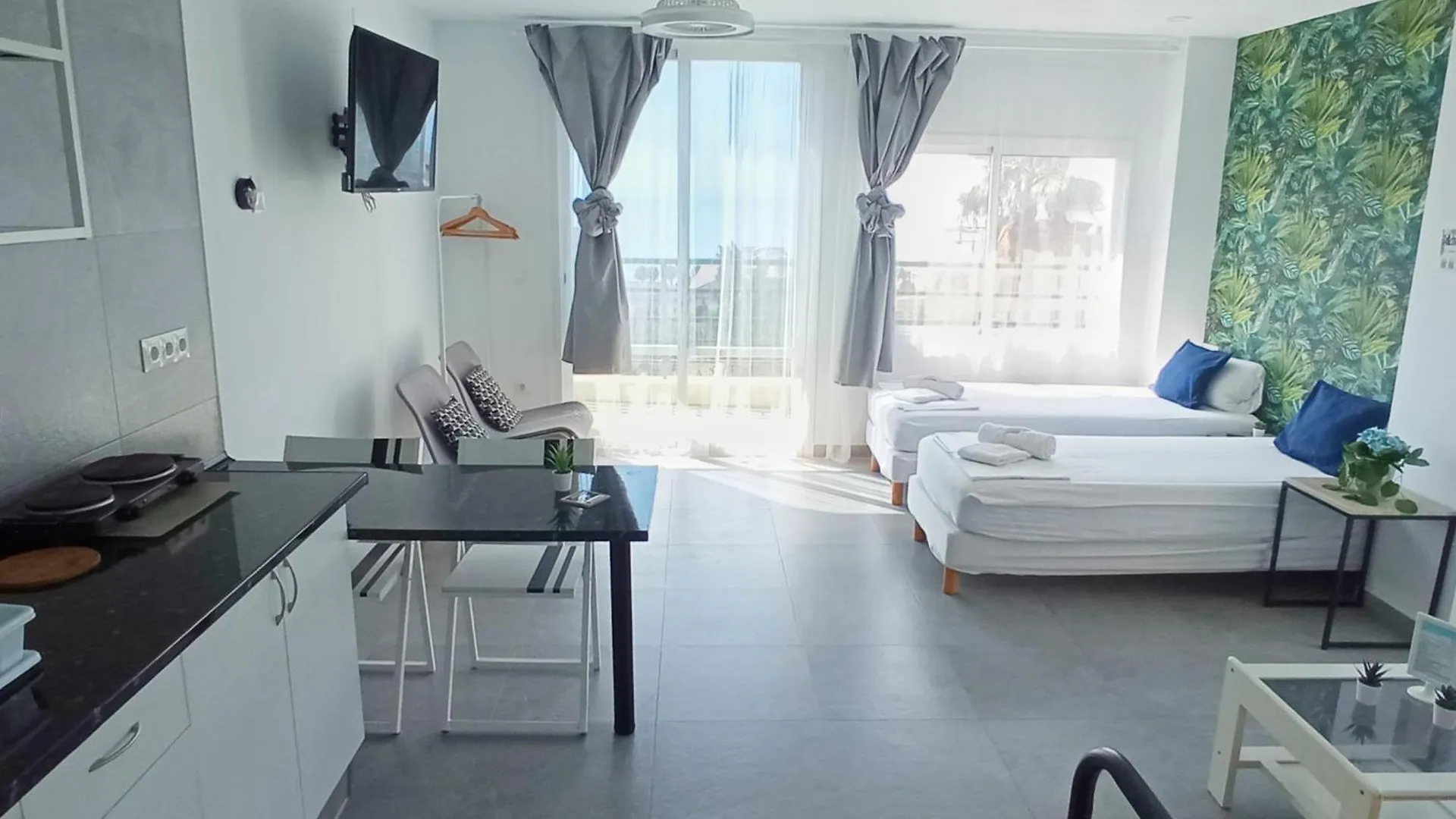 מאלגה Sunshine Apartments Vistas Al Mar